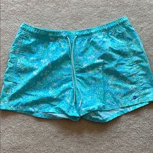 Vineyard vines performance shorts